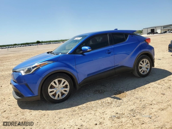 2019 Toyota C-HR XLE with VIN JTNKHMBX0K1015271, listed as a Copart auction lot 52040225 with 101,242 mi miles and Clean Title. Bid and sale history available at carsss.com. Image 1.