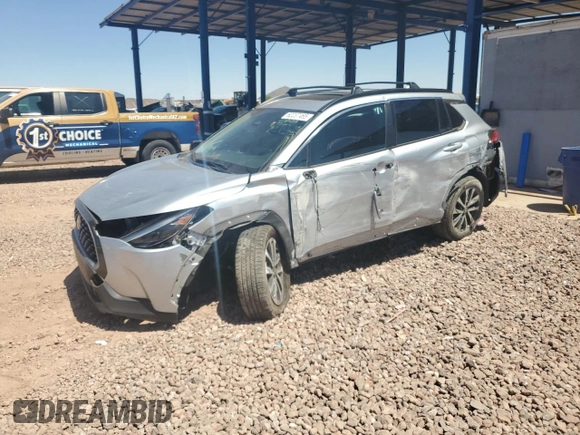 2023 Toyota Corolla Cross XLE with VIN 7MUDAAAG2PV050945, listed as a Copart auction lot 62237465 with 33,036 mi miles and Salvage title. Bid and sale history available at DreamBid. Image 1.