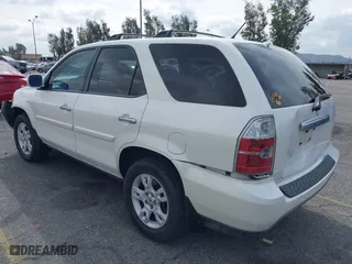 2004 Acura MDX Touring Pkg w/Navigation with VIN 2HNYD18834H520180, listed as a IAAI auction lot 41934124 with 201,817 mi miles. Bid and sale history available at carsss.com. Image 3.