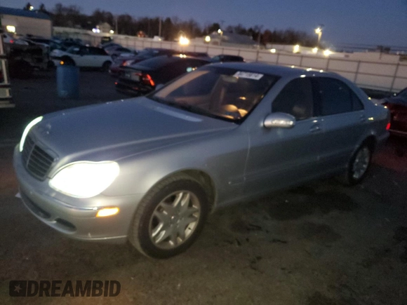 2003 Mercedes-Benz S-Class 5.0L with VIN WDBNG75J23A355910, listed as a Copart auction lot 84715614 with 117,468 mi miles and Salvage Title. Bid and sale history available at carsss.com. Image 1.