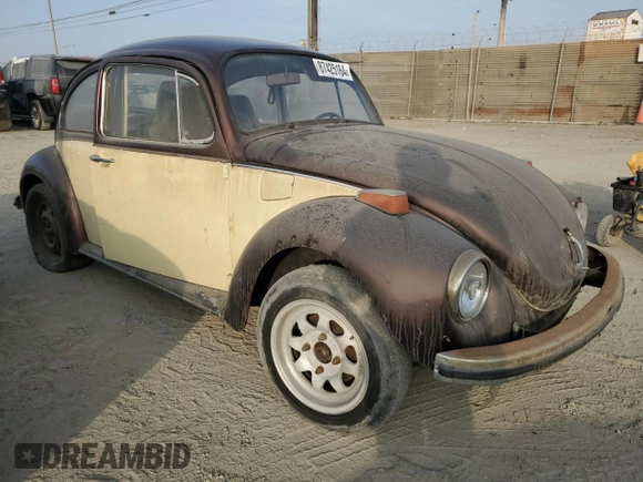 1972 Volkswagen Beetle with VIN 1122600406, listed as a Copart auction lot 87425164 with 104,925 mi miles and Clean Title. Bid and sale history available at DreamBid. Image 4.