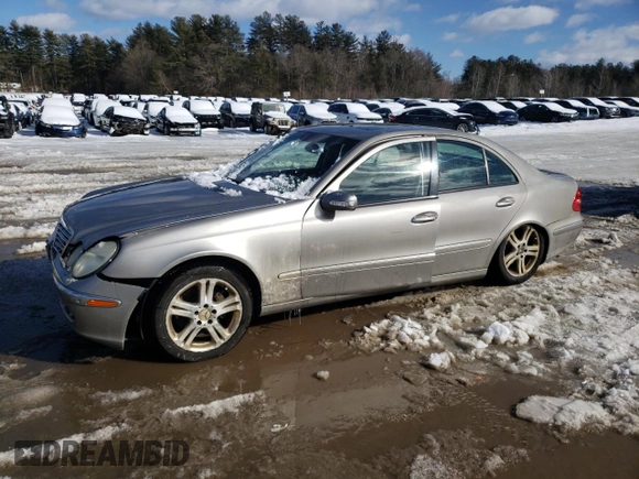 2004 Mercedes-Benz E-Class 5.0L with VIN WDBUF70JX4A398172, listed as a Copart auction lot 45269735 with 8,947 mi miles and Clean Title. Bid and sale history available at carsss.com. Image 1.
