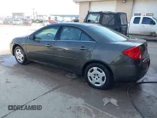 2007 Pontiac G6 1SV Value Leader with VIN 1G2ZF58B674177975, listed as a IAAI auction lot 41900661 with 188,500 mi miles and . Bid and sale history available at carsss.com. Image 3.