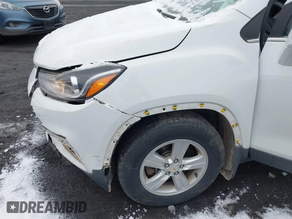 2017 Chevrolet Trax LT with VIN KL7CJPSBXHB170042, listed as a IAAI auction lot 41547858 with 69,383 mi miles. Bid and sale history available at carsss.com. Image 6.
