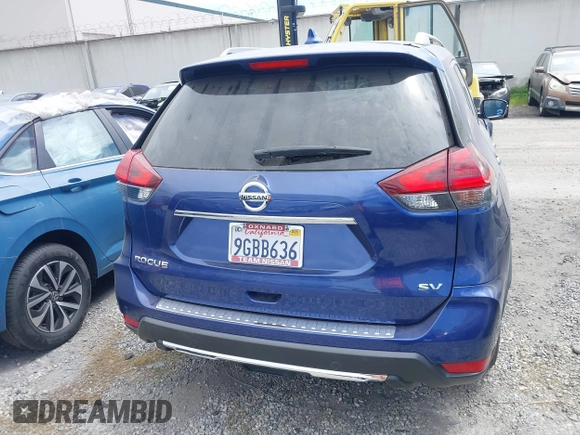 2019 Nissan Rogue SV with VIN JN8AT2MT7KW268205, listed as a IAAI auction lot 41987162 with 59,702 mi miles. Bid and sale history available at carsss.com. Image 17.