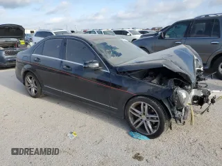 2013 Mercedes-Benz C 250 Sport z VIN WDDGF4HB9DA743160, wystawiony jako Copart lot #83699384 z przebiegiem Nie podano mil oraz Szkoda całkowita • Salvage title. Historia ofert i sprzedaży dostępna na DreamBid. Obrazek 4.