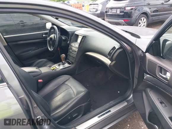 2015 Infiniti Q40 with VIN JN1CV6AR8FM521230, listed as a IAAI auction lot 42191081 with 109,536 mi miles and . Bid and sale history available at DreamBid. Image 5.