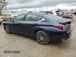 2024 Lexus ES 300h с VIN 58ADA1C14RU037331, выставлен на аукционе Copart как лот 84036414 с пробегом 10 717 миль миль и Списание • Salvage title. История ставок и продаж доступна на DreamBid. Изображение 2.