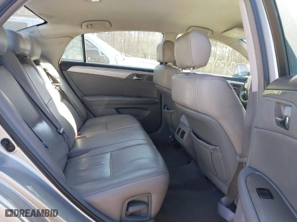 2006 Toyota Avalon XL with VIN 4T1BK36B46U147688, listed as a IAAI auction lot 41886568 with 210,581 mi miles. Bid and sale history available at carsss.com. Image 8.