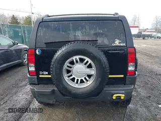 2006 Hummer H3 with VIN 5GTDN136468290657, listed as a IAAI auction lot 41678561 with 260,410 mi miles and . Bid and sale history available at DreamBid. Image 17.