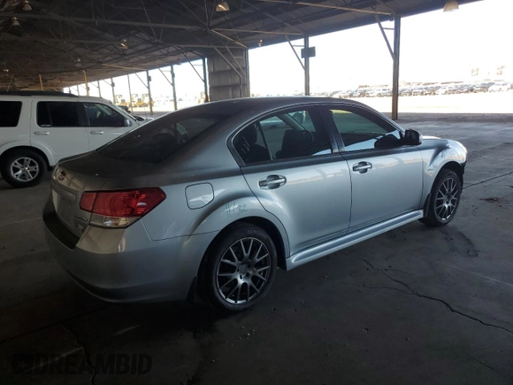 2013 Subaru Legacy Premium z VIN 4S3BMCC60D3010269, wystawiony jako Copart lot #62195655 z przebiegiem 123 265 mil mil oraz Szkoda całkowita • Salvage title. Historia ofert i sprzedaży dostępna na DreamBid. Obrazek 3.