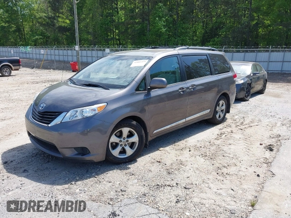 2014 Toyota Sienna LE AAS with VIN 5TDKK3DC4ES431664, listed as a IAAI auction lot 42081429 with 208,505 mi miles and . Bid and sale history available at carsss.com. Image 17.