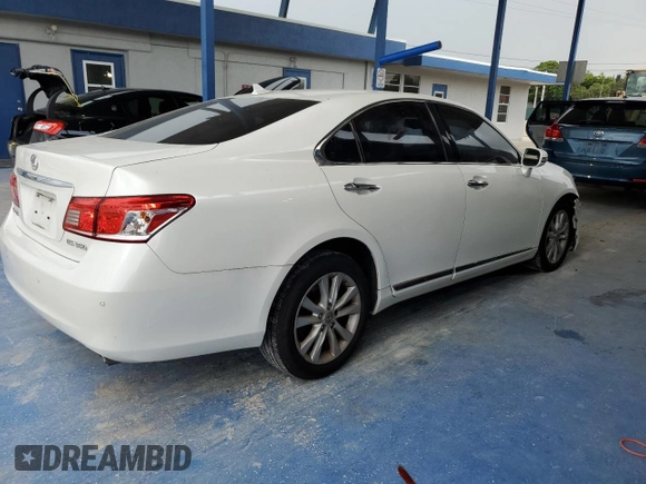 2012 Lexus ES 330 with VIN JTHBK1EG0C2504280, listed as a Copart auction lot 64670755 with 137,147 mi miles and Clean title. Bid and sale history available at DreamBid. Image 3.