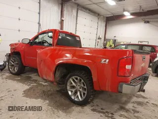 2012 Chevrolet Silverado 1500 LT with VIN 1GCNKSE05CZ191841, listed as a IAAI auction lot 41503972 with Not Provided miles. Bid and sale history available at carsss.com. Image 3.
