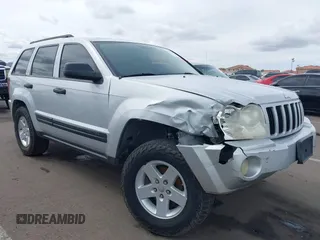 2005 Jeep Grand Cherokee Laredo с VIN 1J4HR48N45C665886, выставлен на аукционе IAAI как лот 41805717 с пробегом 181 022 миль миль и . История ставок и продаж доступна на DreamBid. Изображение 6.
