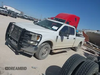 2019 Ford Super Duty F-250 SRW XL with VIN 1FT7W2A69KEC68823, listed as a IAAI auction lot 41689175 with 153,022 mi miles. Bid and sale history available at carsss.com. Image 14.