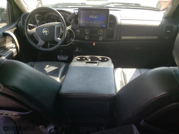 2007 Chevrolet Silverado 2500HD LT w/1LT with VIN 1GCHK23KX7F522325, listed as a Copart auction lot 69260934 with 195,649 mi miles and Salvage Title. Bid and sale history available at carsss.com. Image 8.
