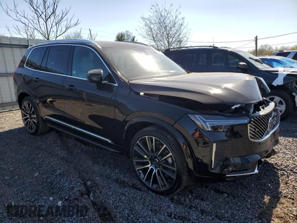 2025 Volvo XC90 with VIN YV4062PGXS1375711, listed as a Copart auction lot 52612965 with 40 mi miles and Salvage Title. Bid and sale history available at DreamBid. Image 4.