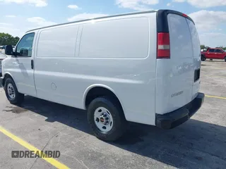 2017 GMC Savana Cargo Van with VIN 1GTW7AFFXH1178804, listed as a IAAI auction lot 42169963 with 157,851 mi miles. Bid and sale history available at carsss.com. Image 3.