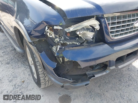 2005 Ford Explorer XLT with VIN 1FMZU73E15UB00924, listed as a IAAI auction lot 41991317 with 210,092 mi miles and . Bid and sale history available at DreamBid. Image 6.