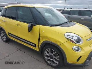 2014 FIAT 500L Trekking with VIN ZFBCFADH6EZ013536, listed as a IAAI auction lot 40313919 with 77,690 mi miles and . Bid and sale history available at DreamBid. Image 6.