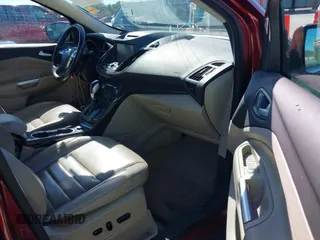 2015 Ford Escape Titanium with VIN 1FMCU9J92FUA53699, listed as a IAAI auction lot 40500310 with 197,581 mi miles. Bid and sale history available at carsss.com. Image 5.