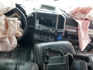 2021 Ford F-350 XL z VIN 1FT8W3DT0MEE15125, wystawiony jako Copart lot #58761925 z przebiegiem Nie podano mil oraz Nie do naprawy • Non repairable. Historia ofert i sprzedaży dostępna na DreamBid. Obrazek 8.