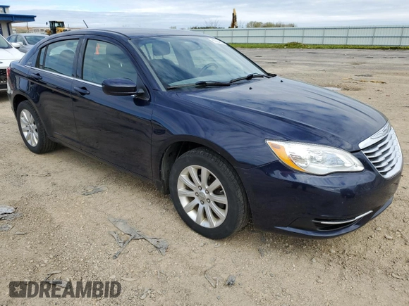2013 Chrysler 200 Touring with VIN 1C3CCBBB6DN579054, listed as a Copart auction lot 55364235 with 132,901 mi miles and Non Repairable. Bid and sale history available at DreamBid. Image 4.