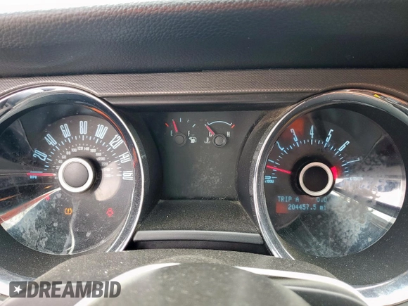 2013 Ford Mustang V6 с VIN 1ZVBP8EM7D5217243, выставлен на аукционе Copart как лот 59540935 с пробегом 204 457 миль миль и Списание • Salvage title. История ставок и продаж доступна на DreamBid. Изображение 9.