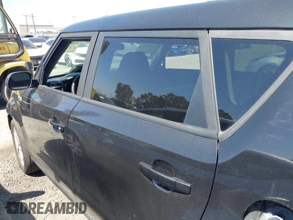 2018 Kia Soul + with VIN KNDJP3A58J7891191, listed as a IAAI auction lot 41993535 with 145,607 mi miles and . Bid and sale history available at DreamBid. Image 15.