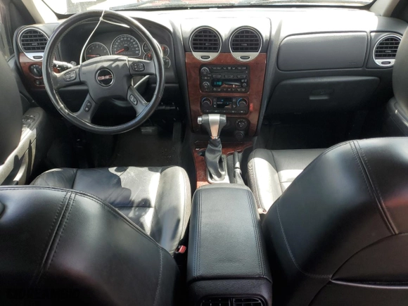 2006 GMC Envoy SLE with VIN 1GKDT13S062310436, listed as a Copart auction lot 52981735 with 255,225 mi miles and Clean Title. Bid and sale history available at carsss.com. Image 8.