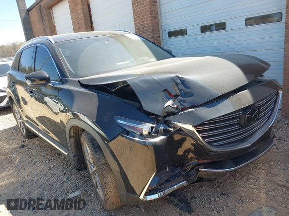 2019 Mazda CX-9 Signature with VIN JM3TCBEYXK0328440, listed as a IAAI auction lot 41880816 with 29,937 mi miles. Bid and sale history available at carsss.com. Image 1.
