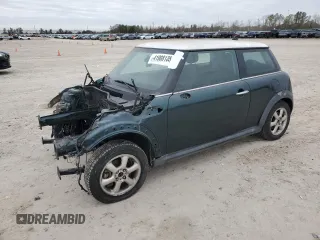 2010 MINI Hardtop with VIN WMWMF3C51ATZ27837, listed as a Copart auction lot 41908135 with Not Provided miles and Clean Title. Bid and sale history available at DreamBid. Image 1.