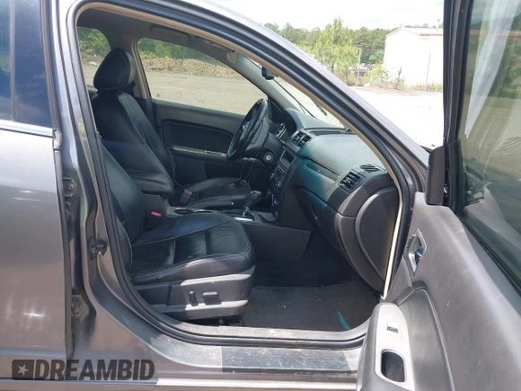 2011 Ford Fusion SEL with VIN 3FAHP0JA5BR224881, listed as a IAAI auction lot 42194438 with 335,334 mi miles and . Bid and sale history available at carsss.com. Image 5.