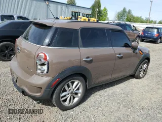 2011 MINI Countryman S with VIN WMWZC3C56BWH97944, listed as a Copart auction lot 58071315 with 176,528 mi miles and Clean title. Bid and sale history available at DreamBid. Image 3.