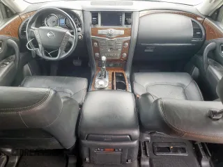 2019 Nissan Armada SL z VIN JN8AY2ND6K9092271, wystawiony jako Copart lot #53181405 z przebiegiem 139 739 mil mil oraz Szkoda całkowita • Salvage title. Historia ofert i sprzedaży dostępna na DreamBid. Obrazek 8.