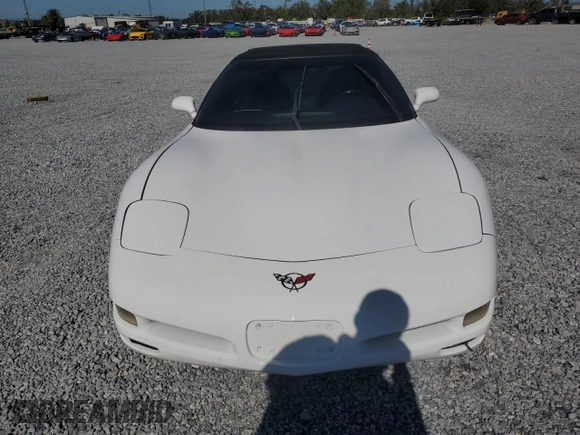 1998 Chevrolet Corvette with VIN 1G1YY32G3W5107832, listed as a Copart auction lot 83642384 with 106,433 mi miles and Salvage Title. Bid and sale history available at carsss.com. Image 5.
