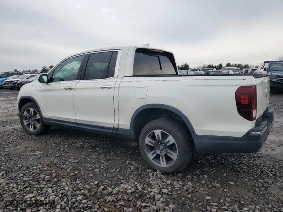 2017 Honda Ridgeline RTL-E with VIN 5FPYK3F72HB031824, listed as a Copart auction lot 89149925 with 104,333 mi miles and Salvage Title. Bid and sale history available at carsss.com. Image 2.