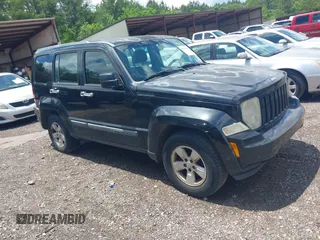 2010 Jeep Liberty Sport z VIN 1J4PP2GK3AW107355, wystawiony jako IAAI lot #42229567 z przebiegiem 463 778 mil mil oraz . Historia ofert i sprzedaży dostępna na DreamBid. Obrazek 1.