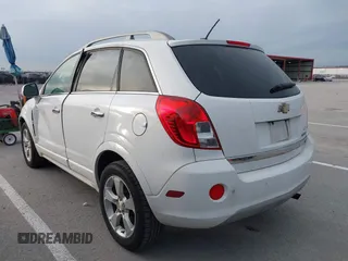 2014 Chevrolet Captiva Sport LTZ z VIN 3GNAL4EK6ES631467, wystawiony jako IAAI lot #40948171 z przebiegiem 146 395 mil mil oraz . Historia ofert i sprzedaży dostępna na DreamBid. Obrazek 3.