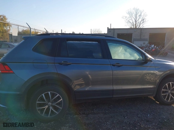 2021 Volkswagen Tiguan S with VIN 3VV0B7AX5MM000806, listed as a IAAI auction lot 40648538 with 38,224 mi miles. Bid and sale history available at carsss.com. Image 13.