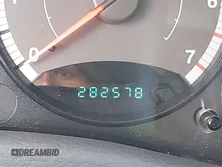 2007 Jeep Liberty Sport with VIN 1J4GL48K17W602216, listed as a IAAI auction lot 41724764 with 282,578 mi miles. Bid and sale history available at carsss.com. Image 16.