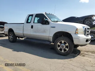 2006 Ford Super Duty F-250 XL with VIN 1FTSX21596EB37007, listed as a Copart auction lot 71109544 with 179,292 mi miles and Salvage Title. Bid and sale history available at carsss.com. Image 4.