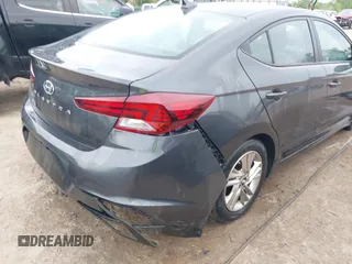 2020 Hyundai Elantra SEL z VIN 5NPD84LF4LH564792, wystawiony jako IAAI lot #42490983 z przebiegiem 32 927 mil mil oraz . Historia ofert i sprzedaży dostępna na DreamBid. Obrazek 18.