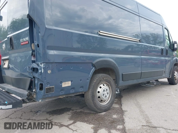 2022 Ram ProMaster Cargo with VIN 3C6MRVJG6NE112534, listed as a IAAI auction lot 42065900 with 80,679 mi miles and . Bid and sale history available at DreamBid. Image 6.