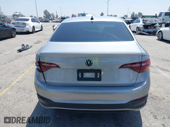 2022 Volkswagen Jetta SE с VIN 3VW7M7BU6NM004308, выставлен на аукционе IAAI как лот 42500472 с пробегом 47 717 миль миль и . История ставок и продаж доступна на DreamBid. Изображение 16.