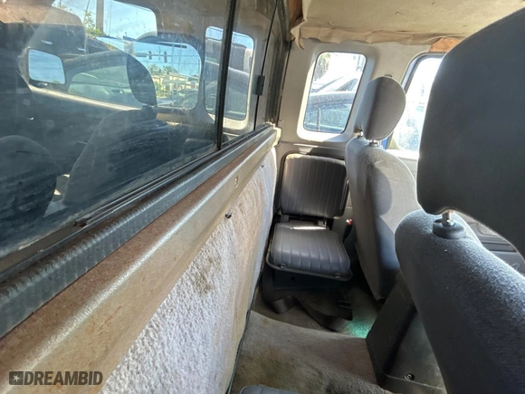 1998 Nissan Frontier 2WD XE with VIN 1N6DD26S7WC302352, listed as a Copart auction lot 49929785 with 132,203 mi miles and Clean Title. Bid and sale history available at carsss.com. Image 6.