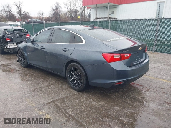 2019 Chevrolet Malibu LS z VIN 1G1ZB5ST4KF176256, wystawiony jako IAAI lot #41846361 z przebiegiem 172 654 mil mil oraz . Historia ofert i sprzedaży dostępna na DreamBid. Obrazek 3.