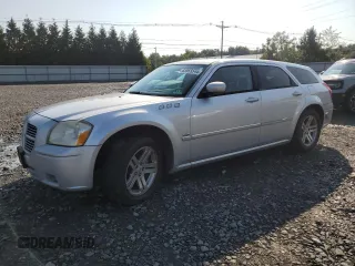 2005 Dodge Magnum RT z VIN 2D4GV58255H677120, wystawiony jako Copart lot #65955544 z przebiegiem 157 671 mil mil oraz Szkoda całkowita • Salvage title. Historia ofert i sprzedaży dostępna na DreamBid. Obrazek 1.