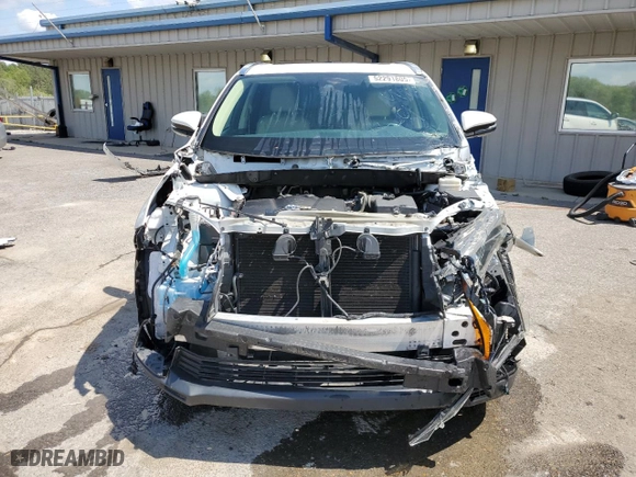 2017 Toyota Highlander Limited with VIN 5TDDZRFH8HS417304, listed as a Copart auction lot 52291805 with 103,868 mi miles and Salvage Title. Bid and sale history available at carsss.com. Image 5.
